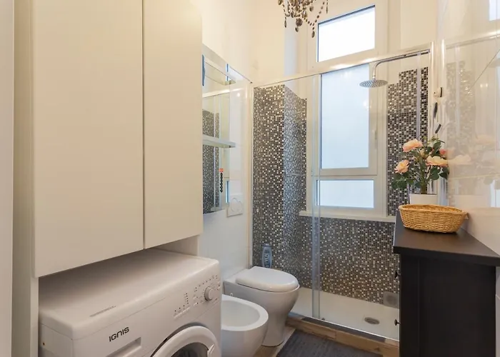 Апартаменты Lovely Flat - Orti 16 *
