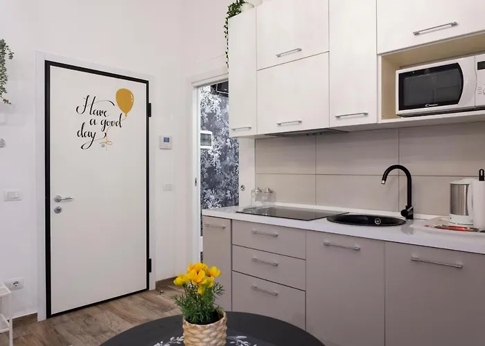 Lovely Flat - Orti 16 Апартаменты *