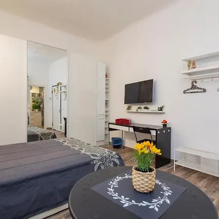 Lovely Flat - Orti 16 Apartment